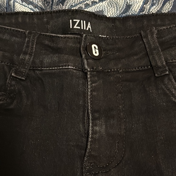IZIIA Ripped Denim Jeans - Picture 9 of 11